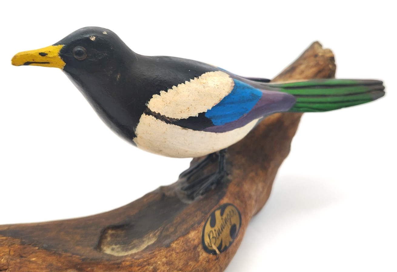 Vintage Hand-Carved Painted Wooden Magpie Bird Decoy Sculpture Binninger 5 x 11″