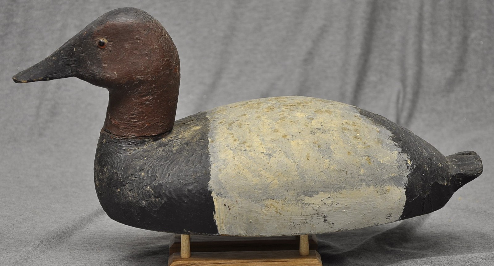 VINTAGE WOOD MI CANVASBACK DRAKE DUCK DECOY ATTRIBUTED TO EARLY FERDINAND BACH??