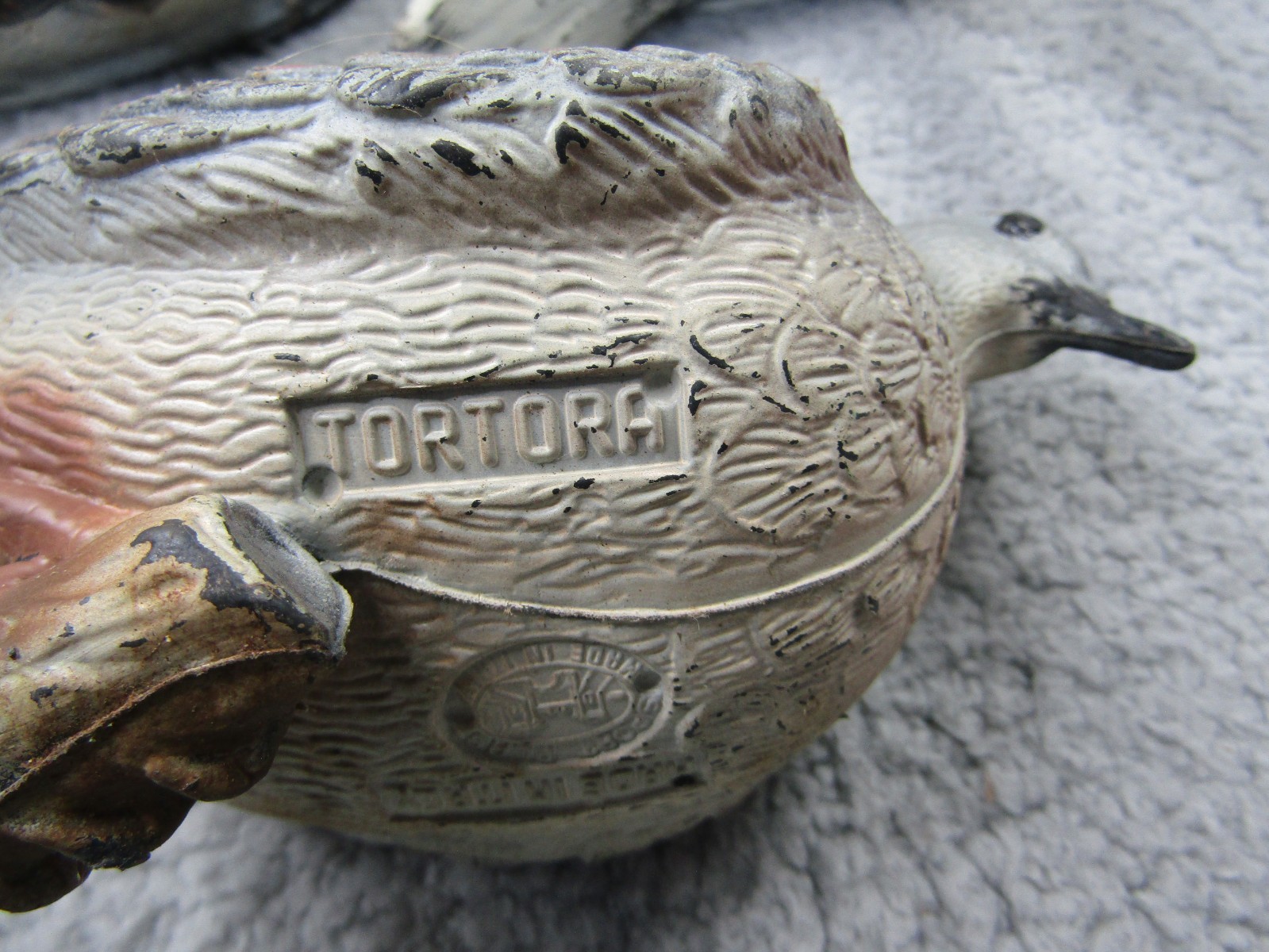 5 Vtg Tortora Plastic Dove Decoys Clip on Hang Sport Plast Made In Italy Hunting