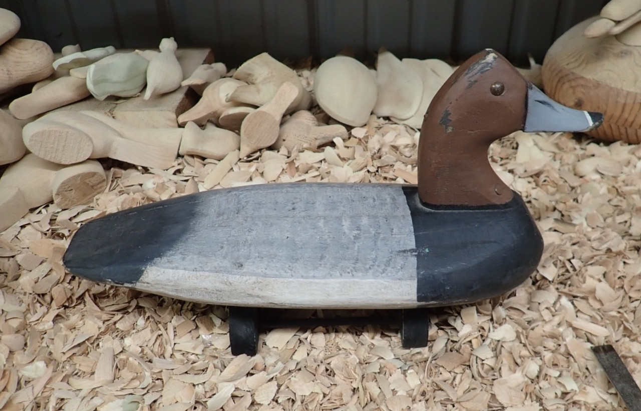 Redhead Drake Decoy by Elkton Maryland Carver Joe Racine