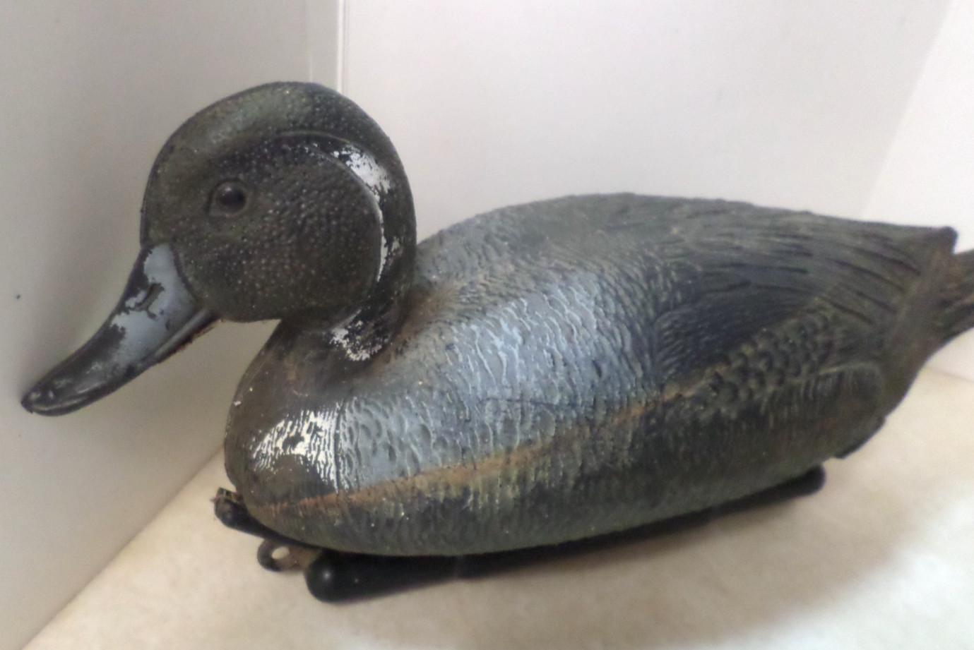 Vintage Carry Lite Made in Italy Plastic Duck Decoy Large 19″