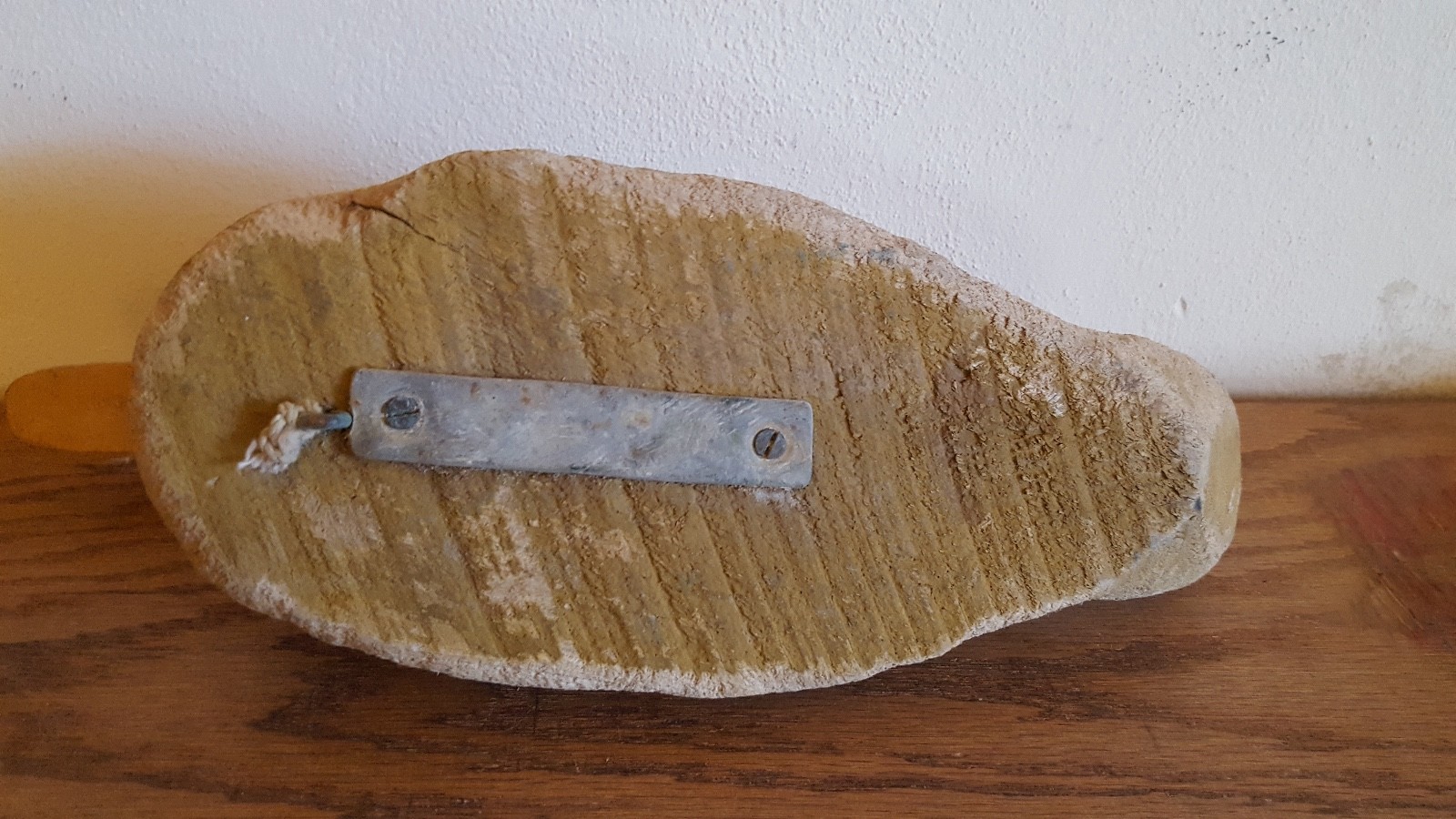 EARLY ANTIQUE DUCK DECOY WITH ORIGINAL PAINT FROM MARYLAND