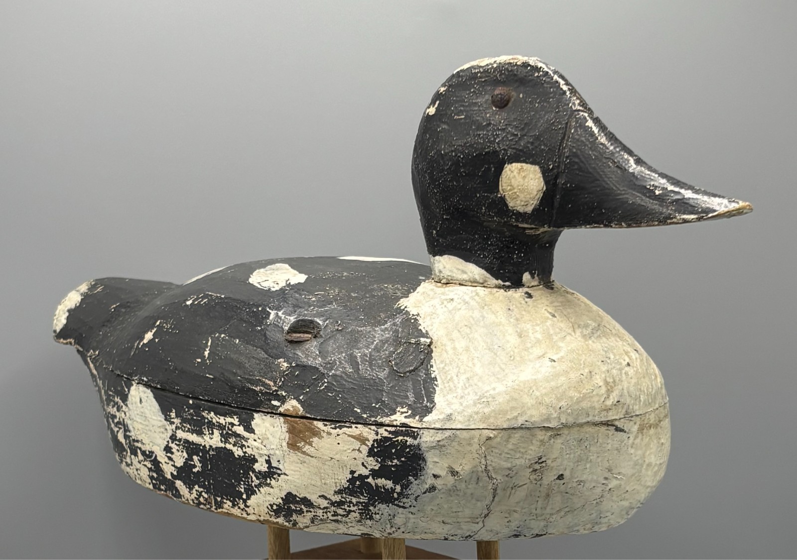 1ST OR 2ND QUARTER 20TH CENTURY WORKING GOLDENEYE DRAKE ***GREAT LAKES AREA***