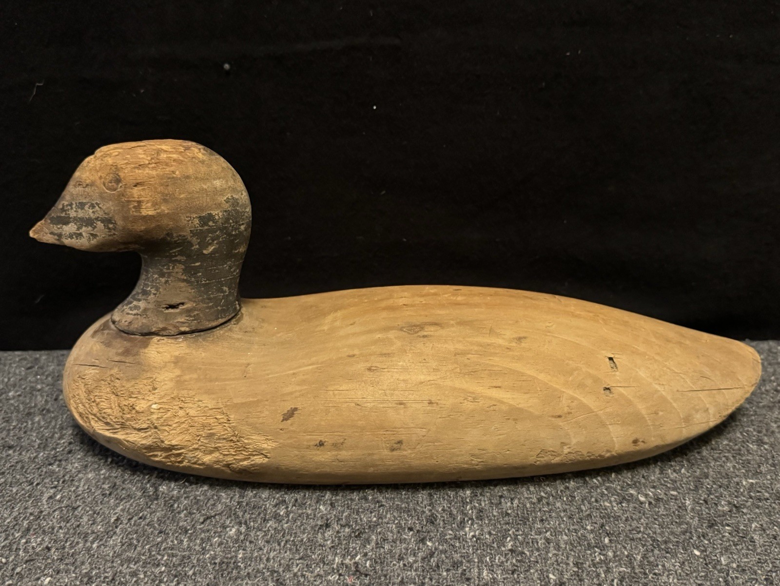 Vintage Hand-carved Wooden Duck Decoy Solid Body Flat Bottom Primitive