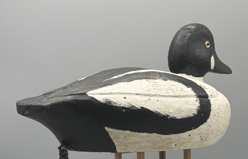 **VERDUN, QUEBEC**GOLDENEYE DRAKE VINTAGE DUCK DECOY *GLASS EYES**RAISED WINGS**