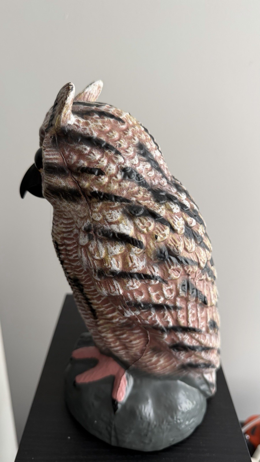 Garden Barn 10” Plastic Owl Decoy Preowned F18