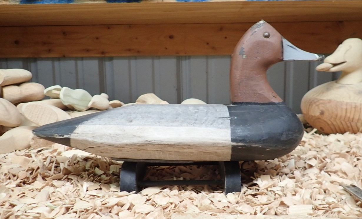 Redhead Drake Decoy by Elkton Maryland Carver Joe Racine