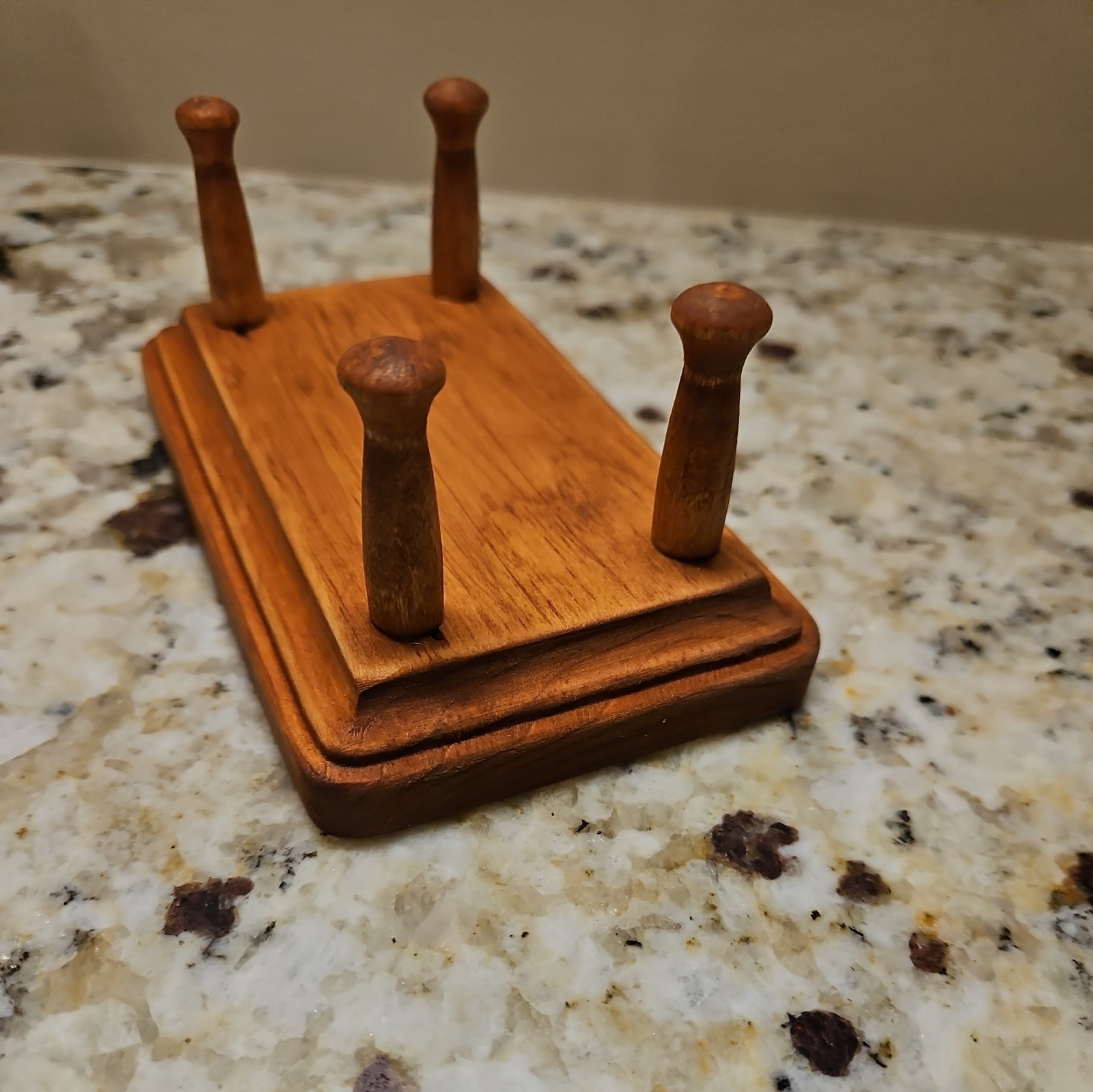 Duck Decoy Stand in a Solid Wood Base (duck not included) R