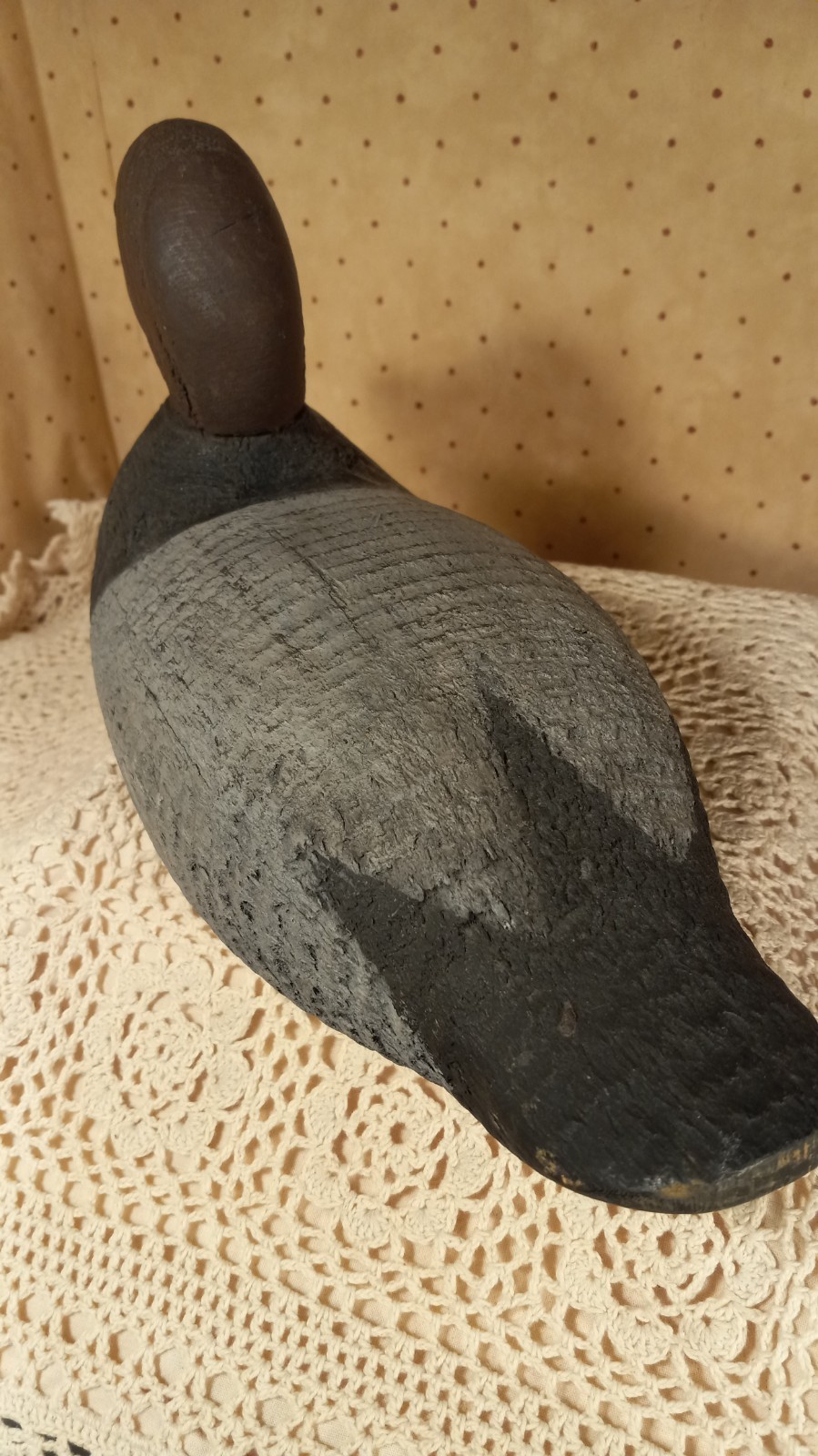 VINTAGE/ANTIQUE Animal Trap Co VICTOR Canvas Back Duck Decoy Wood Glass Eyes