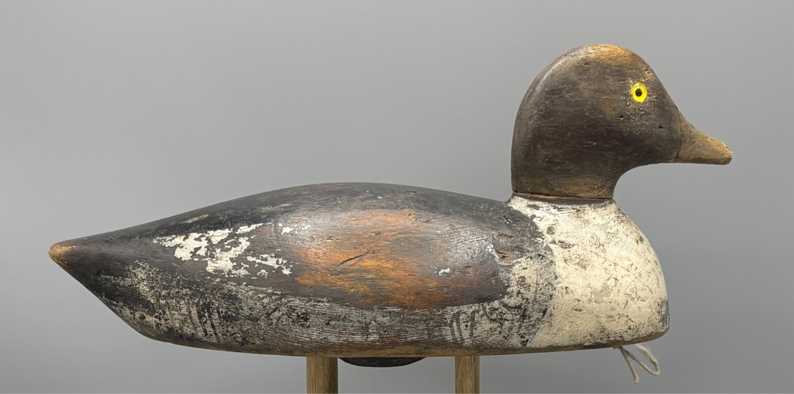 PRINCE EDWARD COUNTY(?) ANTIQUE DUCK DECOY GOLDENEYE HEN W/”W” CARVED IN BOTTOM