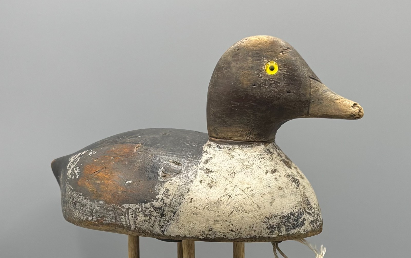 PRINCE EDWARD COUNTY(?) ANTIQUE DUCK DECOY GOLDENEYE HEN W/”W” CARVED IN BOTTOM