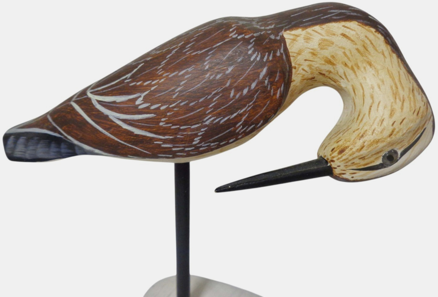 A HUTCH DECOYS ORIG, MD SIGNED HND PNTD/CRVD CURLEW SHOREBIRD DECOY W/GLASS EYES