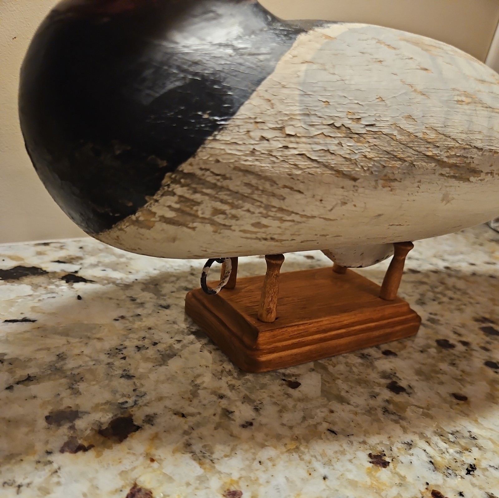 Duck Decoy Stand in a Solid Wood Base (duck not included) R