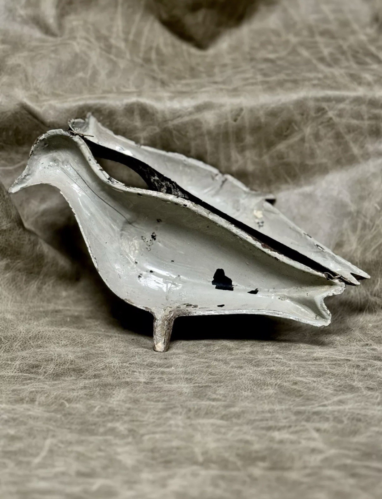 ANTIQUE STRATER & SOHIER (ATTRIBUTED) BLACK-BELLIED PLOVER TIN SHOREBIRD DECOY