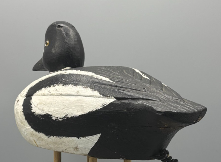 **VERDUN, QUEBEC**GOLDENEYE DRAKE VINTAGE DUCK DECOY *GLASS EYES**RAISED WINGS**