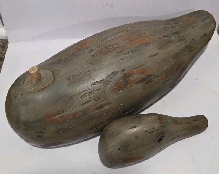 Vintage 1987 Hand Carved Wood Duck DECOY Primitive Signed LEE JARVIS