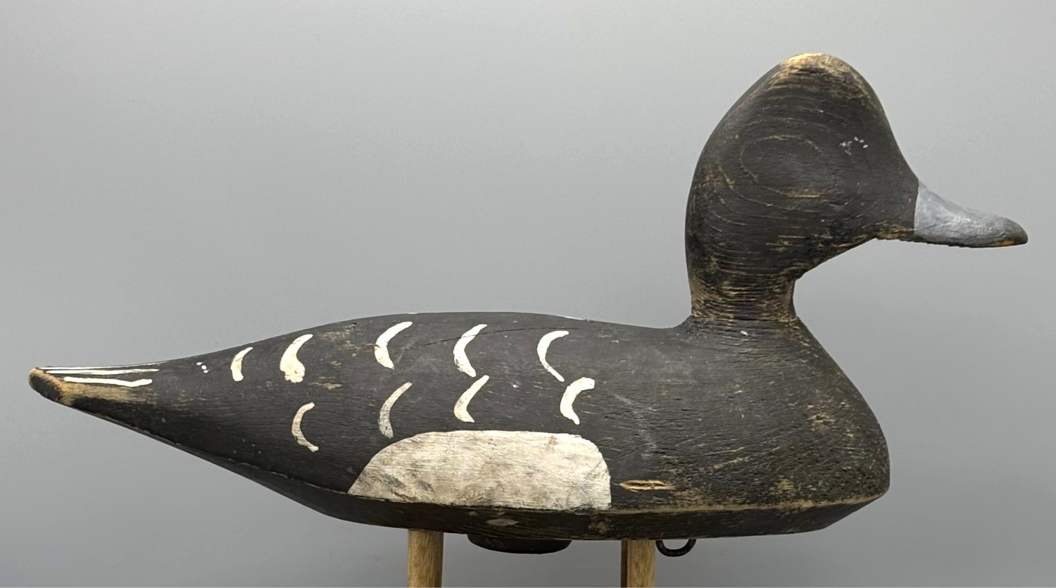GANANOQUE, ONTARIO ***ORIGINAL PAINT*** BLUEBILL DRAKE ANTIQUE WOODEN DUCK DECOY