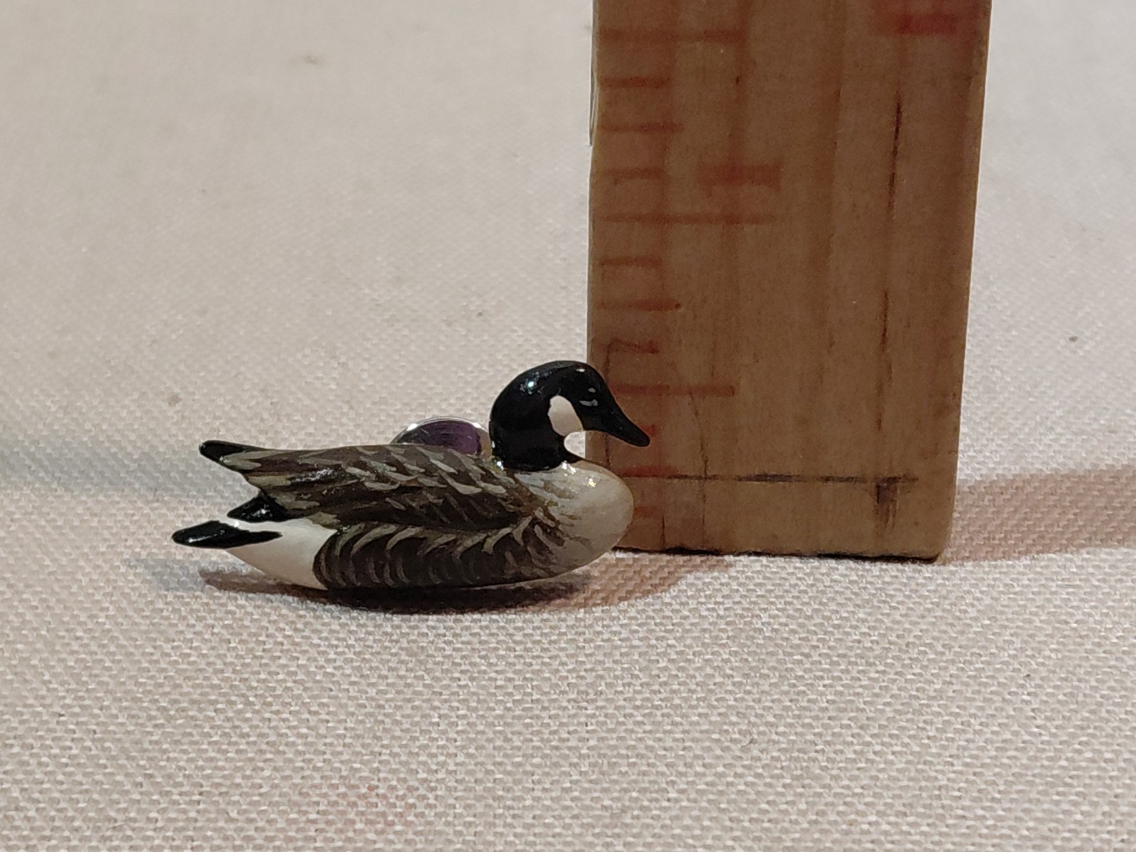 Oliver Lawson Crisfield Md Mini Carved Goose Decoy Swimming Decorative Pinback