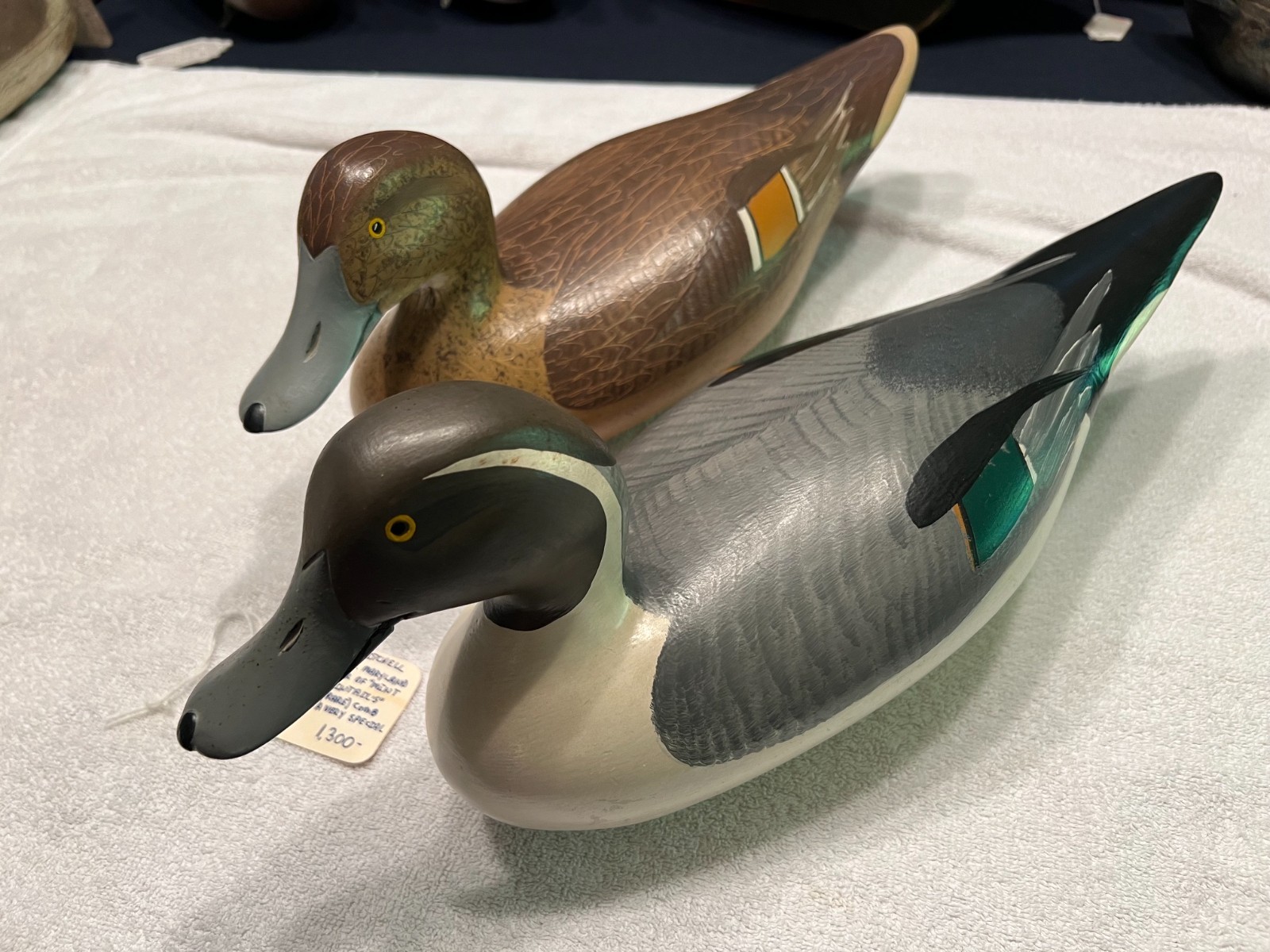 Outstanding Madison Mitchell 1976 Mantle/Bookshelf Pintail Pair Duck Decoy