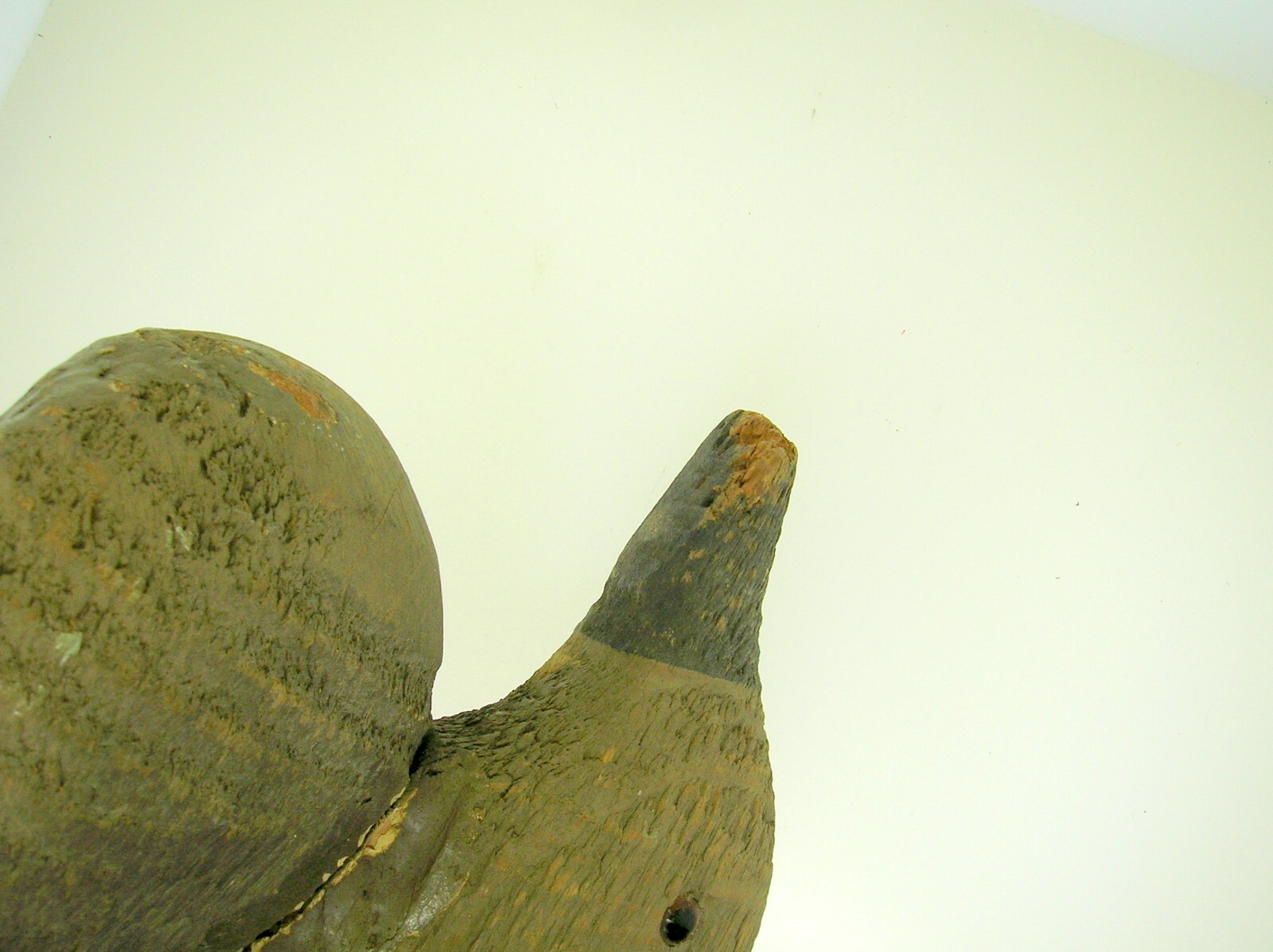 ANTIQUE WOODEN DUCK DECOY MARKED VICTOR GLASS EYE – 16 1/8″ LONG – 1 OF 67