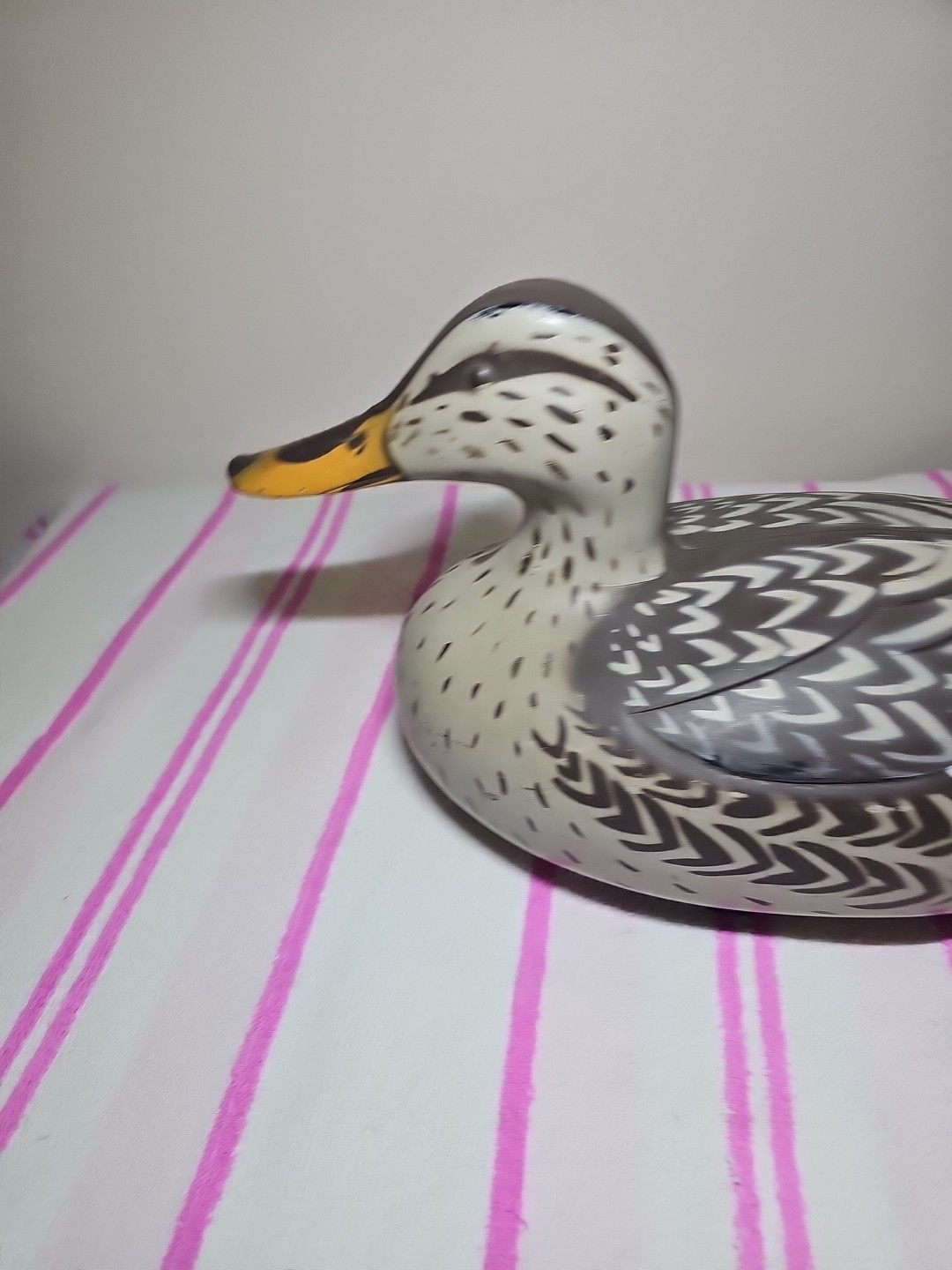 Vintage D-9 Victor Pintail Duck Decoy Hen 1967 By Woodstream USA