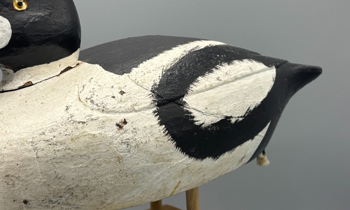 **VERDUN, QUEBEC**GOLDENEYE DRAKE VINTAGE DUCK DECOY *GLASS EYES**RAISED WINGS**