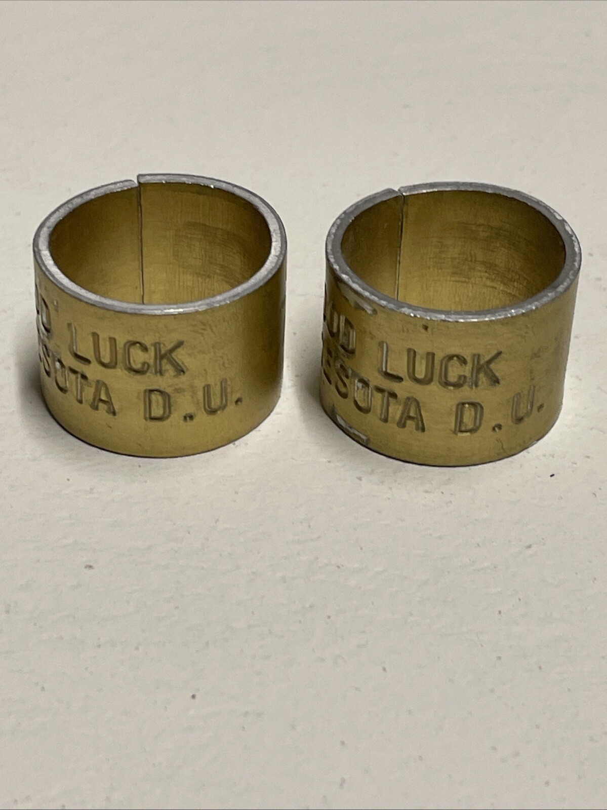 2 Ducks Unlimited Good Luck Minnesota Leg Bands DU MN Minn Goose Duck Sn28403