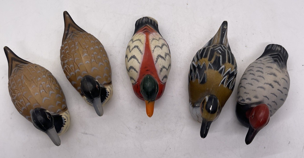 Vintage Duck Miniatures Lot 5 Bird Decoys Hong Kong Fowl Figurine Rustic