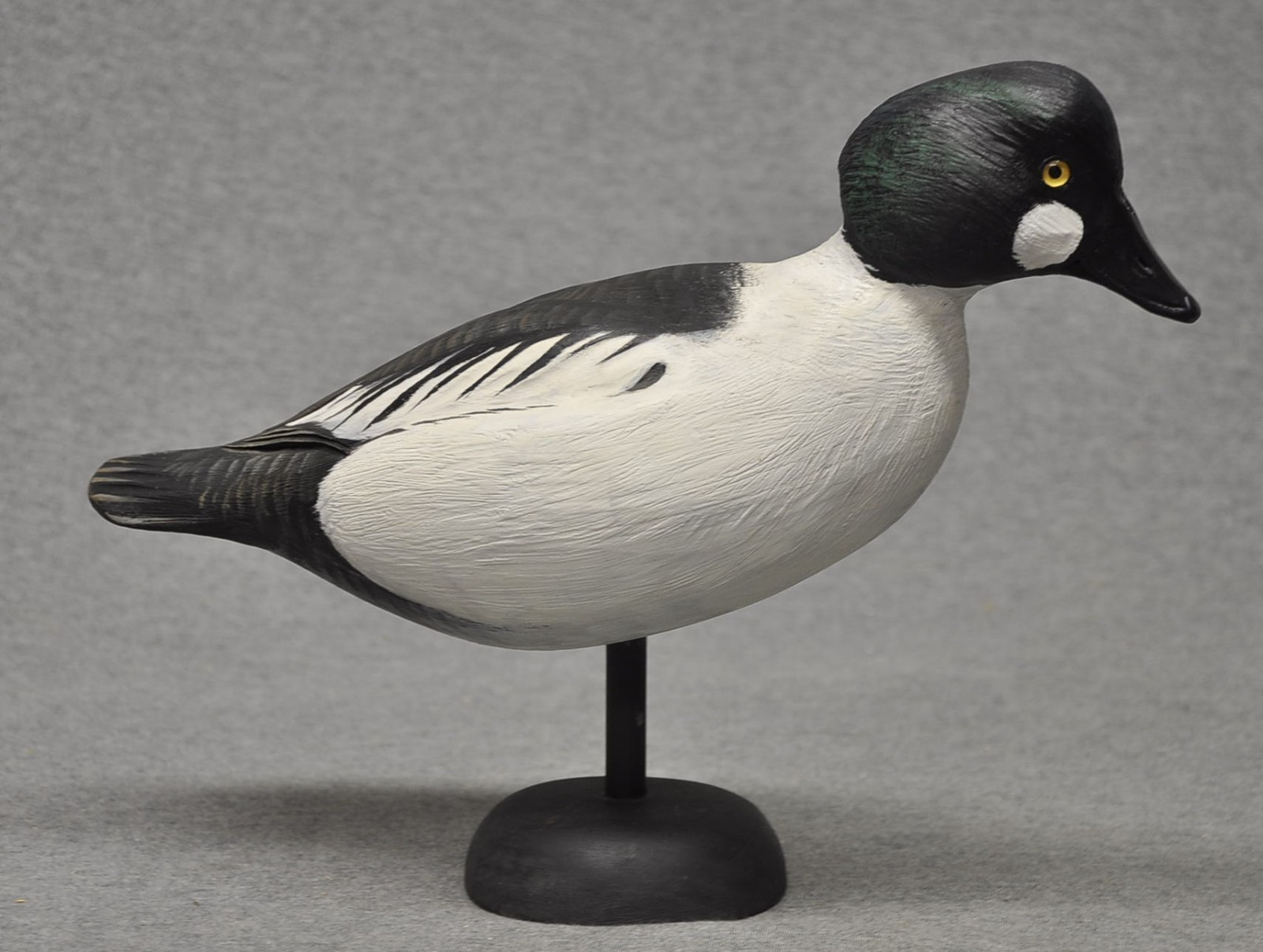 MIKE BORRETT WI HIGHLY DETAILED STANDING GOLDENEYE DRAKE DUCK DECOY BRANDED OP