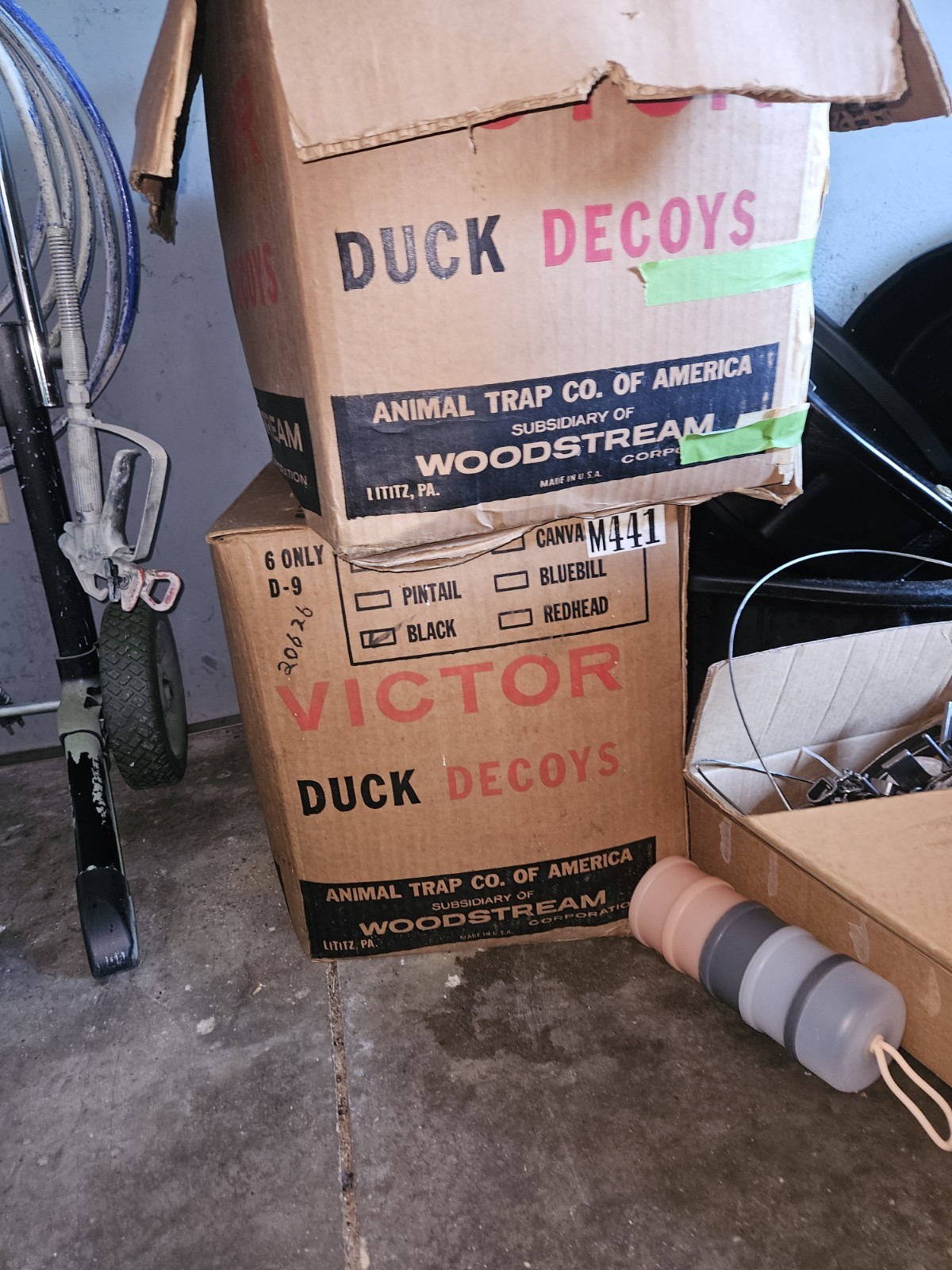 D-9 Victor Black Duck Decoys